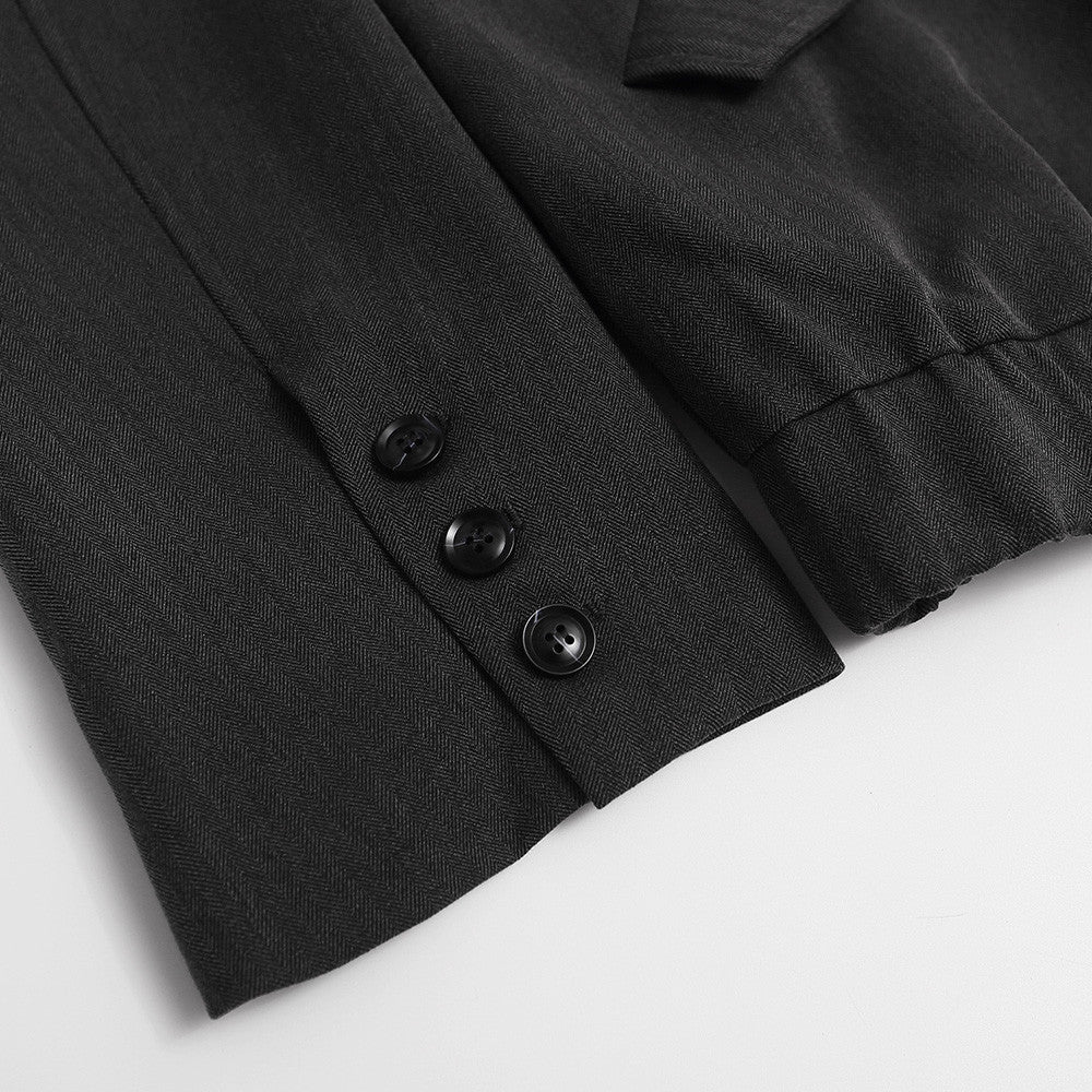 Slanted placket lapel jacket